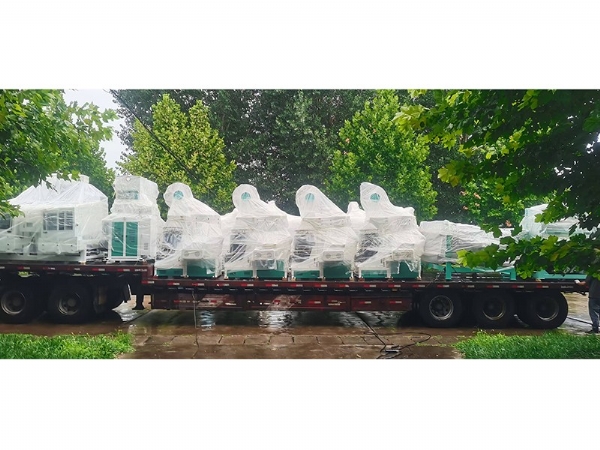 Loading and shipping site